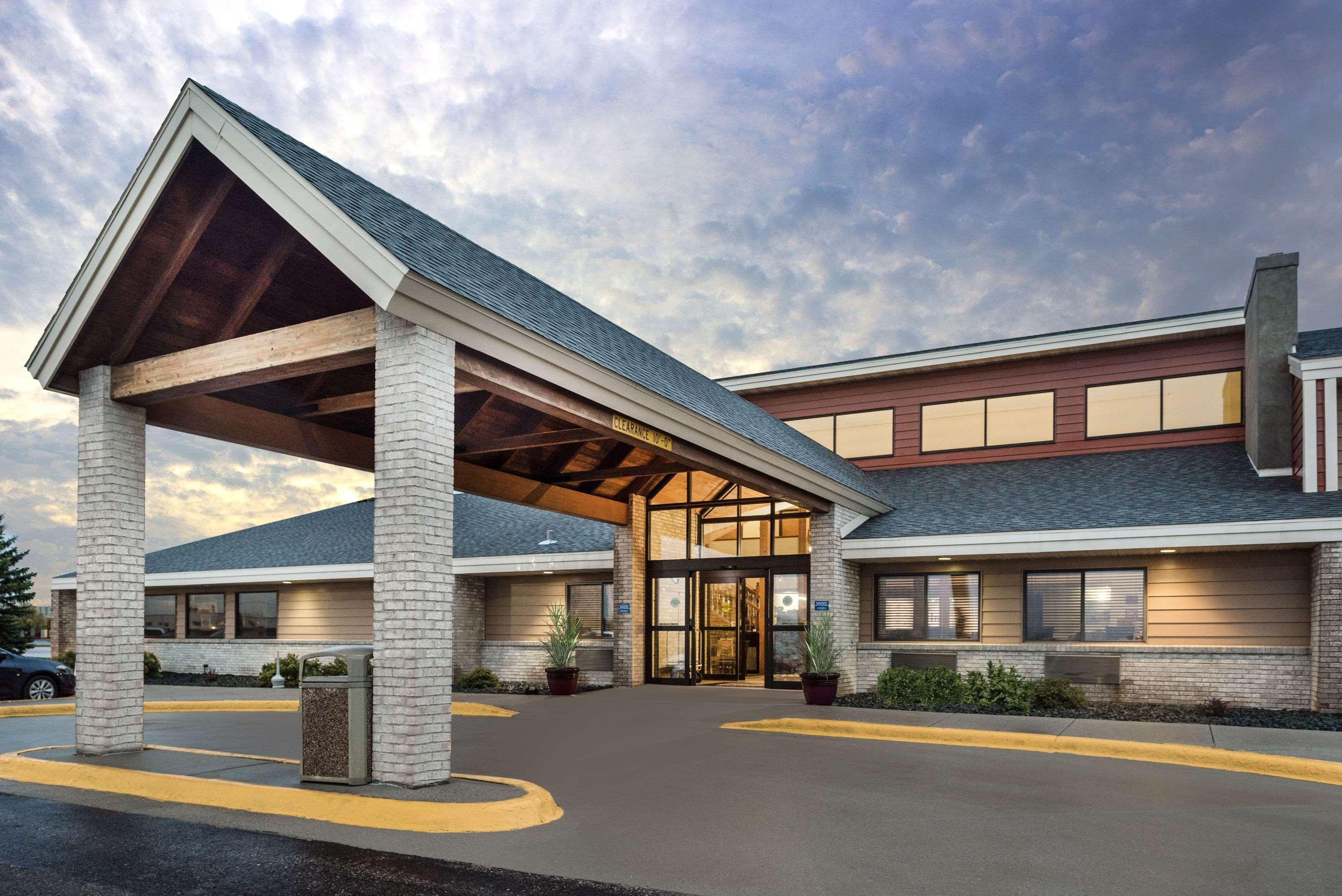 Americinn By Wyndham Wahpeton Exteriör bild